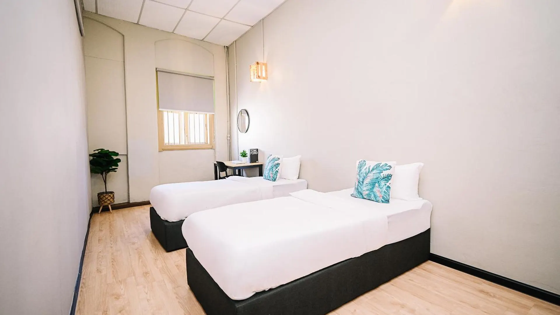 Swing & Pillows - 87 Chulia St, Georgetown Penang의 연락처