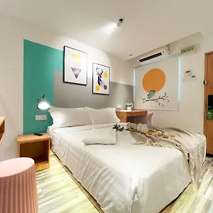 Hotel Apple 1 Gurney, George Town
